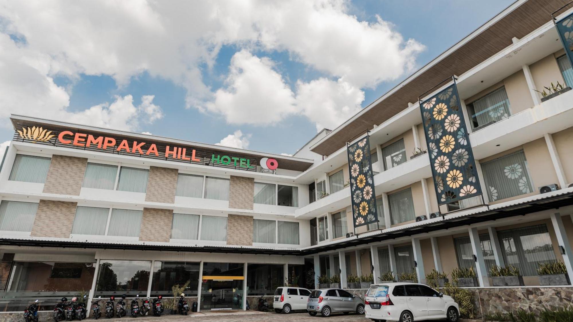 Neo Cempaka Hill Hotel Jembel Esterno foto